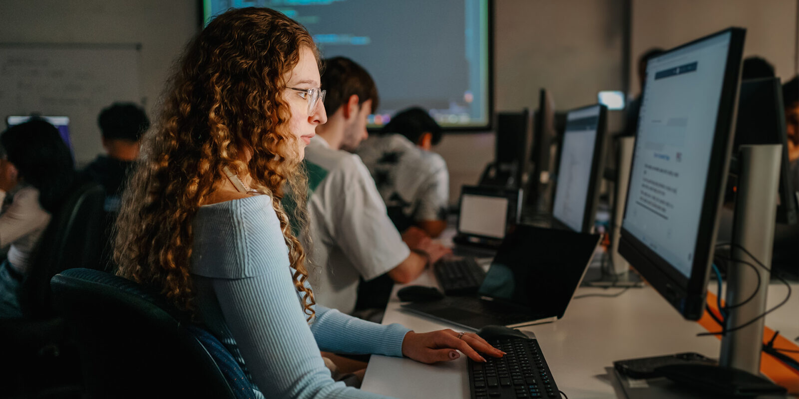 ACU_Microsite_graduate-certificate-cyber-security-hero